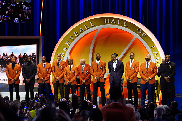 堂仪式上, 但他们始终 堂仪式上, 但他们始终