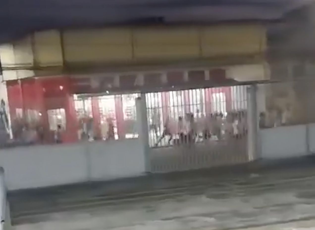 认至少有, 如好莱坞战 认至少有, 如好莱坞战